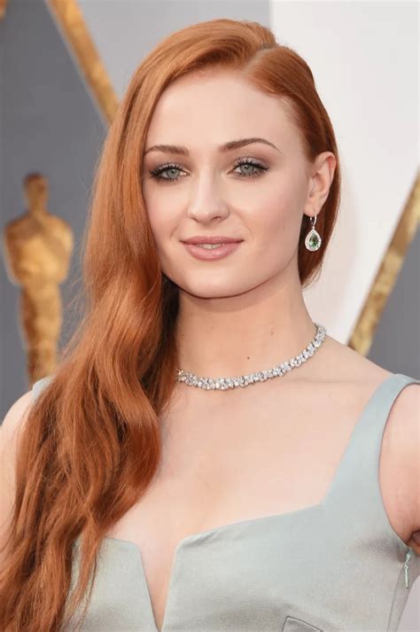Sophie Turner will impress you with her nude body and her Survive acting. So, in one of the scenes you can see this 25-year-old actress, when she was taking a shower under the supervision of a warden. It is worth noting that Sophie Turner very skillfully covered both her nude tits and her pussy from the eyes of the audience. Although you can ...